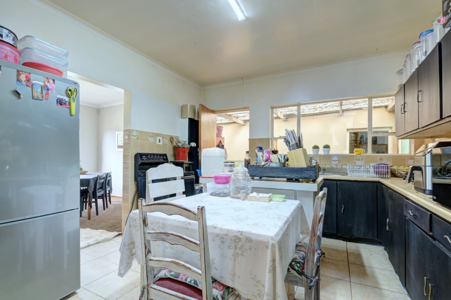 4 Bedroom Property for Sale in Kabega Park Eastern Cape